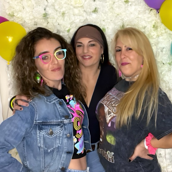 ❤️ Like to Bookmark my closet! Offers Welcome! - Picture 4 of 16